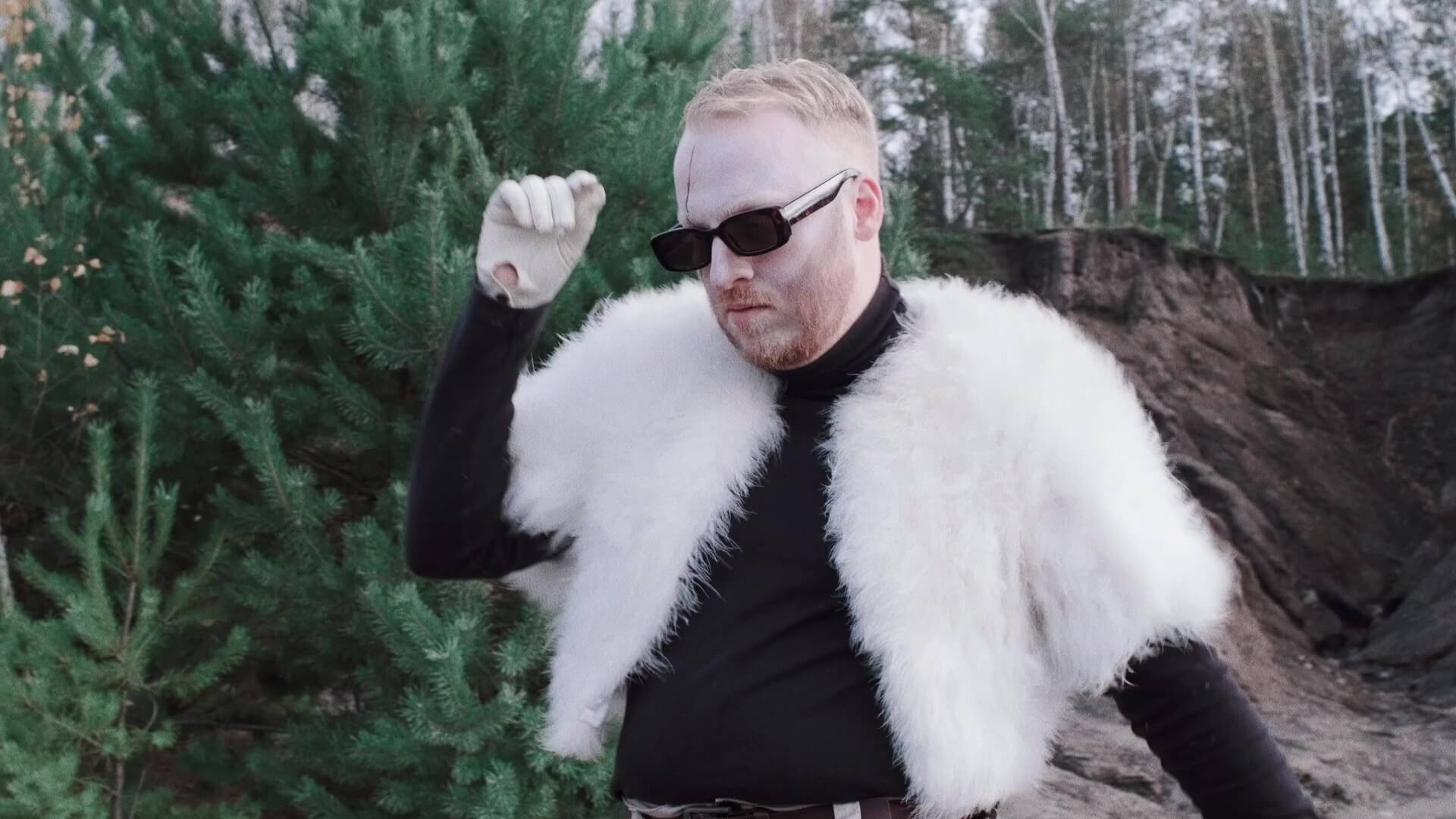 Oase Music Video Still